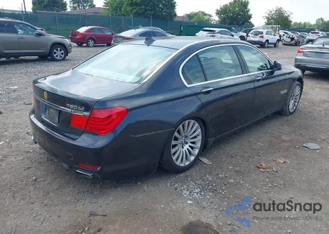 2009 BMW 750Li из США, поврежденный, VIN WBAKB83539CY57544